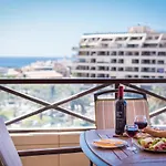 Great 'san Marino' Terrace And Pool Apartament
