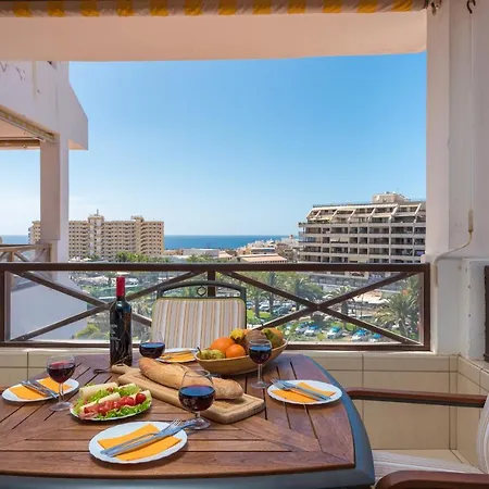 Great 'san Marino' Terrace And Pool Apartman *